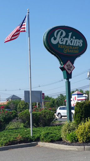 Restaurant «Perkins Restaurant & Bakery», reviews and photos, 286 NJ-18, East Brunswick, NJ 08816, USA