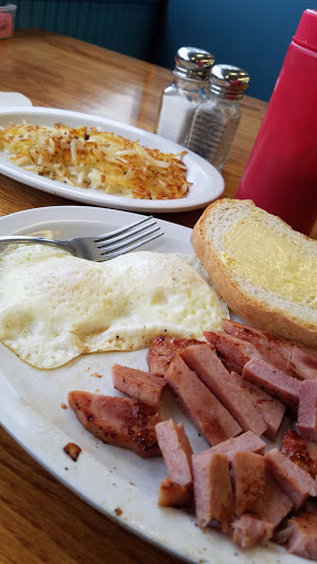 Breakfast Restaurant «Old Lighthouse Diner», reviews and photos, 2520 W State St, Bristol, TN 37620, USA