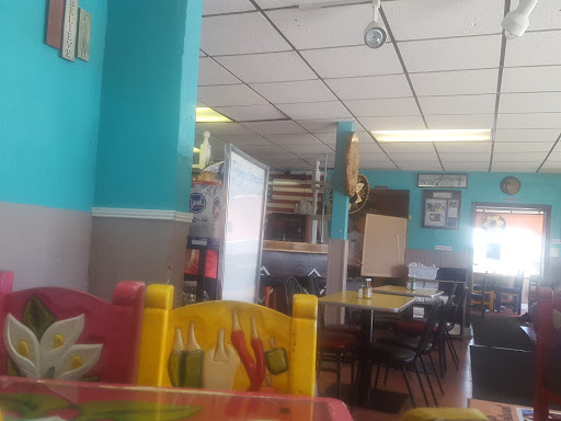 Mexican Restaurant «Cielito Lindo Mexican Restaurant», reviews and photos, 54 Maccorkle Ave, St Albans, WV 25177, USA