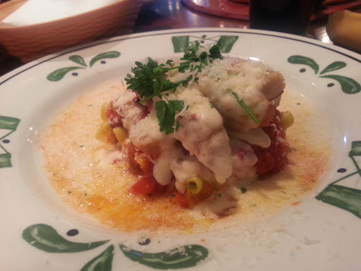 Italian Restaurant «Olive Garden», reviews and photos, 4320 E Towne Blvd, Madison, WI 53704, USA