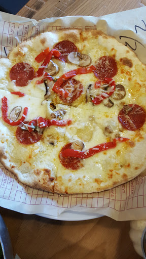 Pizza Restaurant «MOD Pizza», reviews and photos, 5230 De Zavala Rd #234, San Antonio, TX 78249, USA