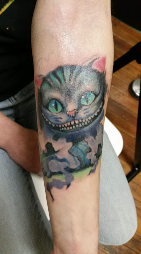 Tattoo Shop «Ink and Iron Tattoo Parlour and Gallery», reviews and photos, 1505 Adams St, Toledo, OH 43604, USA