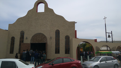 Parroquia San Martin Caballero, Calle 2, 23992, fracc. Villa del Real, 22205 Tijuana, B.C., México, Iglesia católica | BC