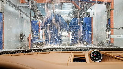 Car Wash «Fast5Xpress Car Wash Costa Mesa», reviews and photos, 481 E 17th St, Costa Mesa, CA 92627, USA