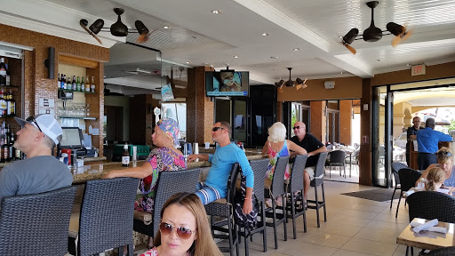 Bar & Grill «Patio Bar & Grill», reviews and photos, 2096 NE 2nd St, Deerfield Beach, FL 33441, USA