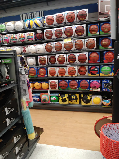 Sporting Goods Store «Big 5 Sporting Goods», reviews and photos, 17014 Meridian E, Puyallup, WA 98375, USA