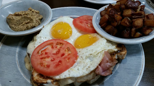 Breakfast Restaurant «ZEGGZ Amazing Eggs - Lime Kiln», reviews and photos, 2400 Lime Kiln Ln b, Louisville, KY 40222, USA