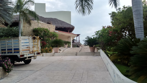 Hotel Princess Mayev, Paseo Punta Santa Cruz, Mz 1 ,Lote 4, Sector C, 70987 Bahias de Huatulco, Oax., México, Hotel de 4 estrellas | OAX