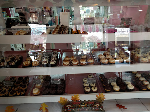 Bakery «Sweet Cupcasions», reviews and photos, 107 River St, Milford, CT 06460, USA