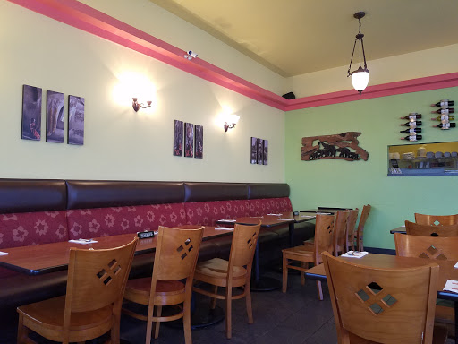 Thai Restaurant «Pac Thai», reviews and photos, 1923 Pacific Ave, Forest Grove, OR 97116, USA