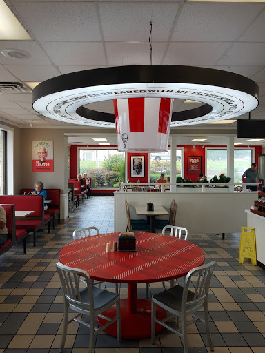 Fast Food Restaurant «KFC», reviews and photos, 1301 Southern Hills Center, West Plains, MO 65775, USA