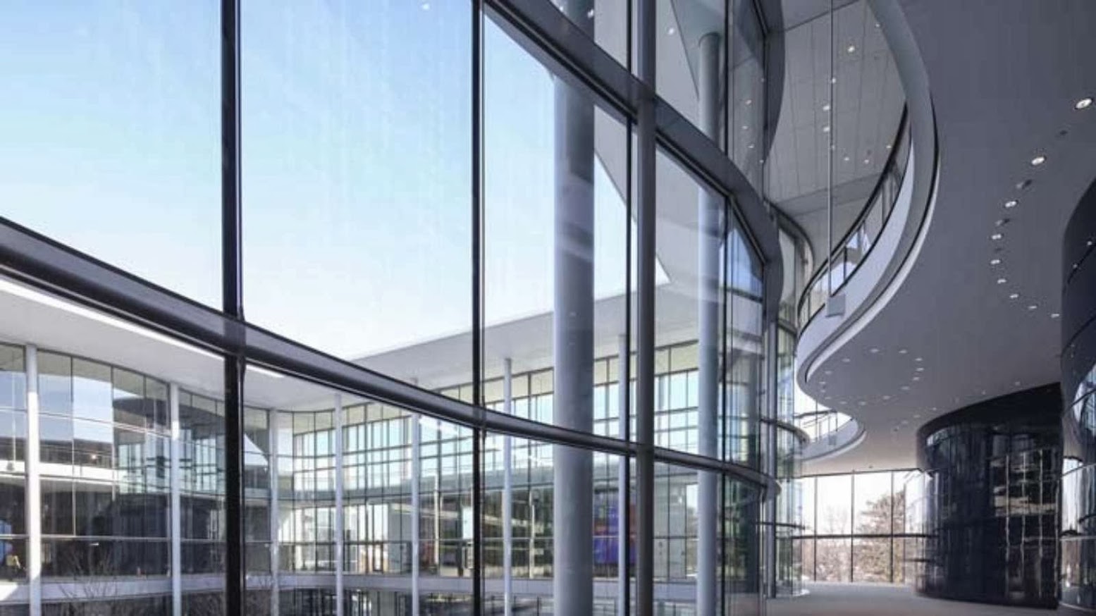 Yale School of Management by Foster Partners