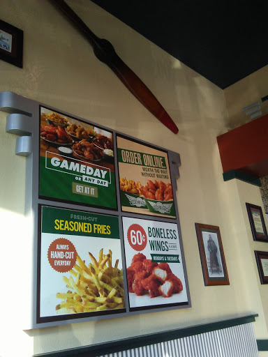 Chicken Wings Restaurant «Wingstop», reviews and photos, 2007 S Hurstbourne Pkwy, Louisville, KY 40220, USA