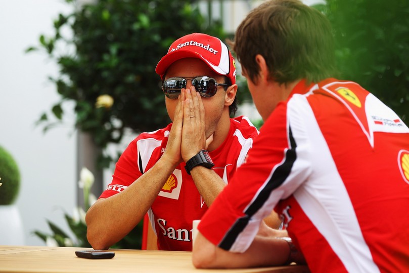 Фелипе Масса со своим гоночным инженером Робом Смедли на Гран-при Канады 2011