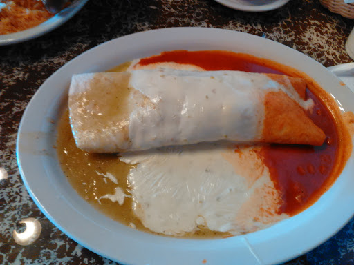 Mexican Restaurant «La Casa Mexican Resaurant», reviews and photos, 508 N Jefferson Way, Indianola, IA 50125, USA