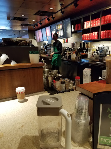Coffee Shop «Starbucks», reviews and photos, 138 Montgomery Ave, Bala Cynwyd, PA 19004, USA