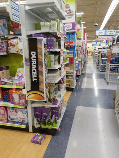 Toy Store «Toys“R”Us», reviews and photos, 2190 SW Wanamaker Rd, Topeka, KS 66614, USA