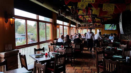 Tex-Mex Restaurant «El Tiempo Cantina», reviews and photos, 322 Westheimer Rd, Houston, TX 77006, USA