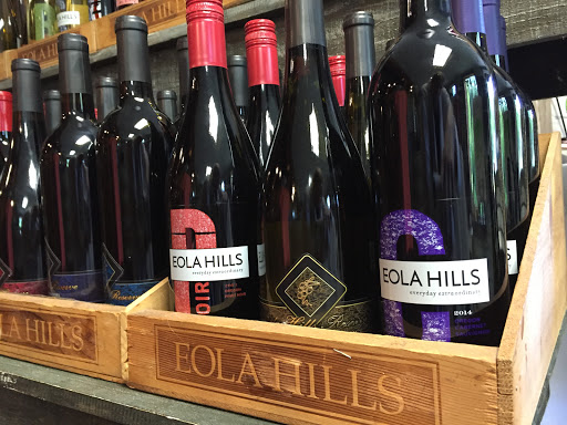 Winery «Eola Hills Wine Cellars», reviews and photos, 501 S Pacific Hwy W, Rickreall, OR 97371, USA