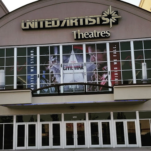 Movie Theater «United Artists Westbury 12 IMAX & RPX», reviews and photos, 7000 Brush Hollow Rd, Westbury, NY 11590, USA