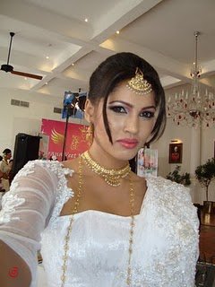 Miss Walking Girl Sri LankaSexy Girls Pictures