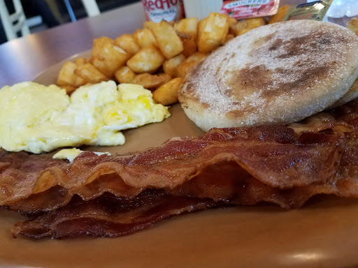 Breakfast Restaurant «Station 702», reviews and photos, 702 Douglas Ave, Kalamazoo, MI 49007, USA
