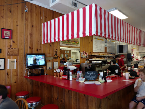 Ice Cream Shop «Smithfield Ice Cream», reviews and photos, 208 Main St, Smithfield, VA 23430, USA