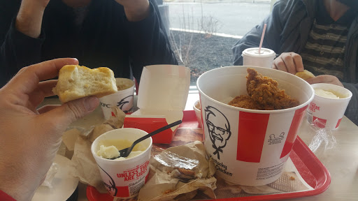 Fast Food Restaurant «KFC», reviews and photos, 1055 US-1, North Brunswick Township, NJ 08902, USA
