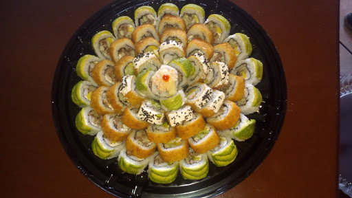 Sushi Natsumi, plaza Blvd. 47 L, Blvd. Tepic-Xalisco, Huertas de Matatipac, 63782 Xalisco, Nay., México, Restaurante japonés | NAY