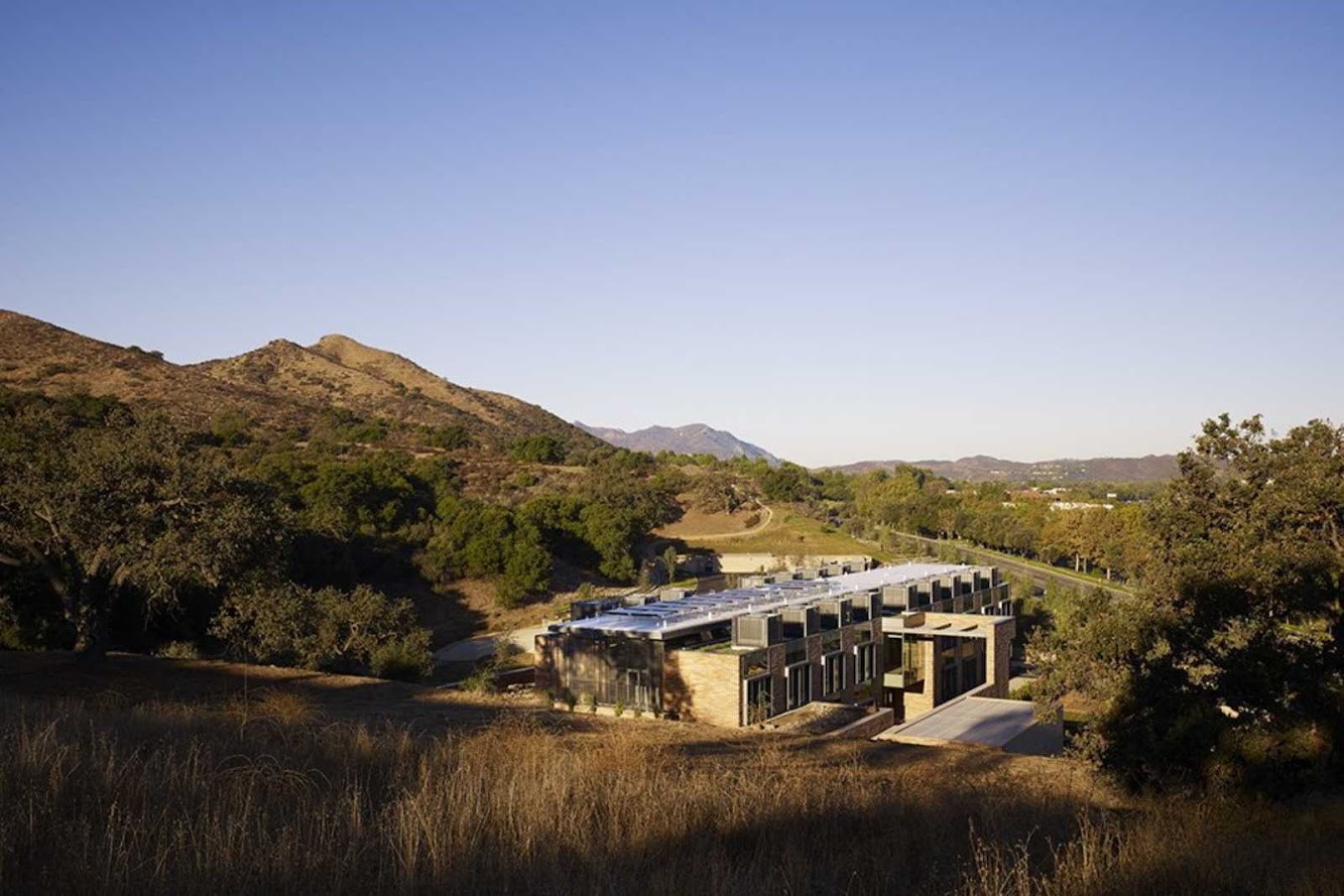 02-Conrad-N.-Hilton-Foundation-Headquarters-by-ZGF-Architects
