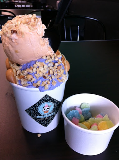 Ice Cream Shop «Dream Ice Cream Parlor», reviews and photos, 5052 N W Ln h, Stockton, CA 95210, USA