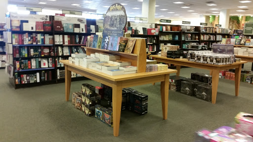 Book Store «Barnes & Noble bookstore», reviews and photos, 4005 N 10th St, McAllen, TX 78504, USA