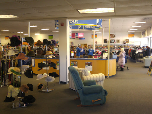 Thrift Store «Goodwill Retail Store & Donation Center», reviews and photos, 7031 Columbia Pike, Annandale, VA 22003, USA