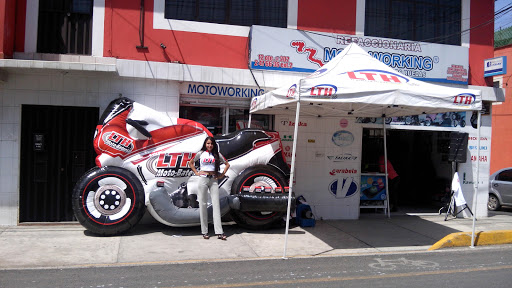 Italika - Monica Espinoza Felix, Calle 12 Ote. 19, Centro, 72770 Cholula de Rivadabia, Pue., México, Taller de reparación de motos | PUE