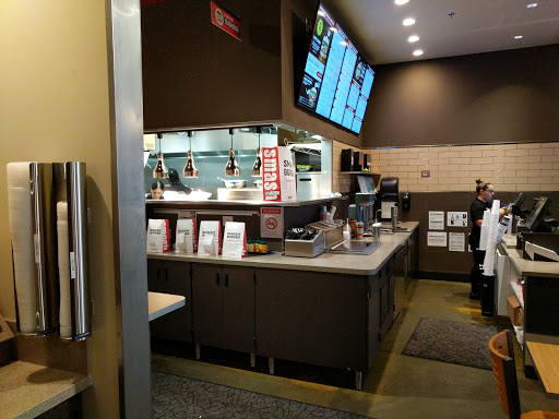 Hamburger Restaurant «Smashburger», reviews and photos, 1094 N Colony St, Wallingford, CT 06492, USA