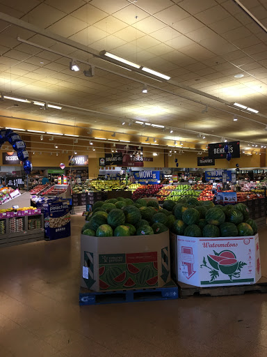 Grocery Store «Stop & Shop», reviews and photos, 2020 Norwich-New London Turnpike, Montville, CT 06353, USA