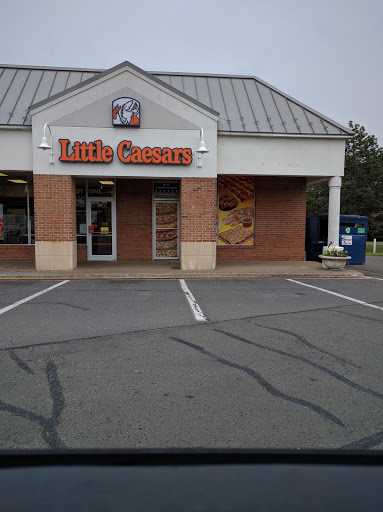 Pizza Takeaway «Little Caesars Warrenton, VA», reviews and photos, 251 W Lee Hwy #668, Warrenton, VA 20186, USA