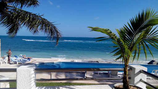 Casa Gaviotas, Albatros, Zona Hotelera, 77500 Cancún, Q.R., México, Agencia de alquiler de alojamientos para vacaciones | SON