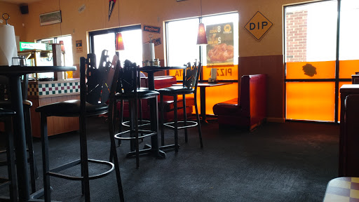 Pizza Restaurant «Pizza Hut», reviews and photos, 310 W Morgan St, Spencer, IN 47460, USA