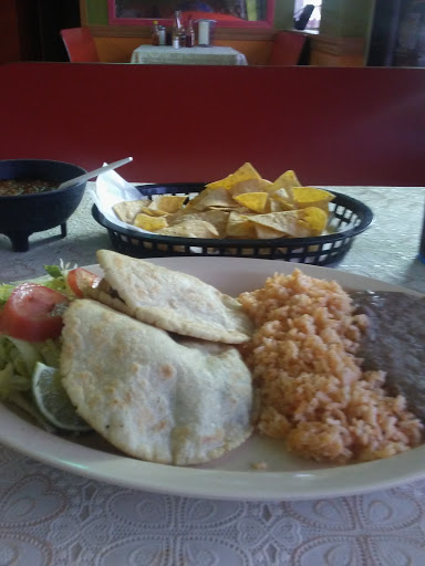 Mexican Restaurant «La Morenita Mexican Cafe», reviews and photos, 1418 Darr St, Irving, TX 75061, USA