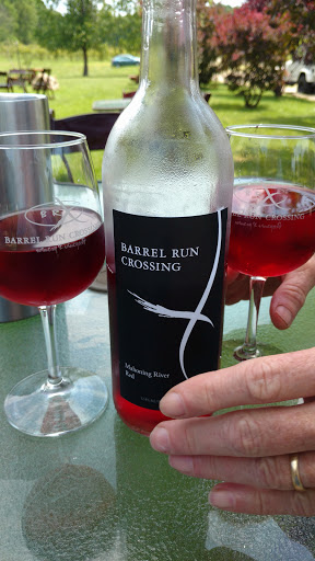 Vineyard «Barrel Run Crossing Winery and Vineyard», reviews and photos, 3272 Industry Rd, Rootstown, OH 44272, USA