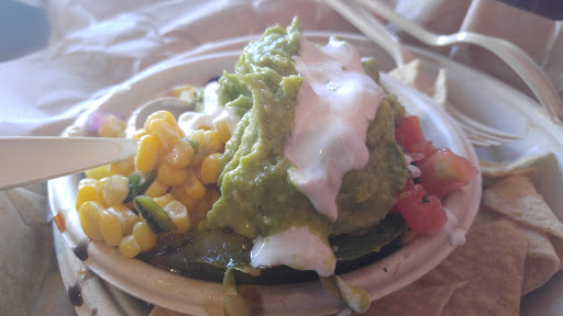 Mexican Restaurant «QDOBA Mexican Eats», reviews and photos, 61-40 188th St, Fresh Meadows, NY 11366, USA