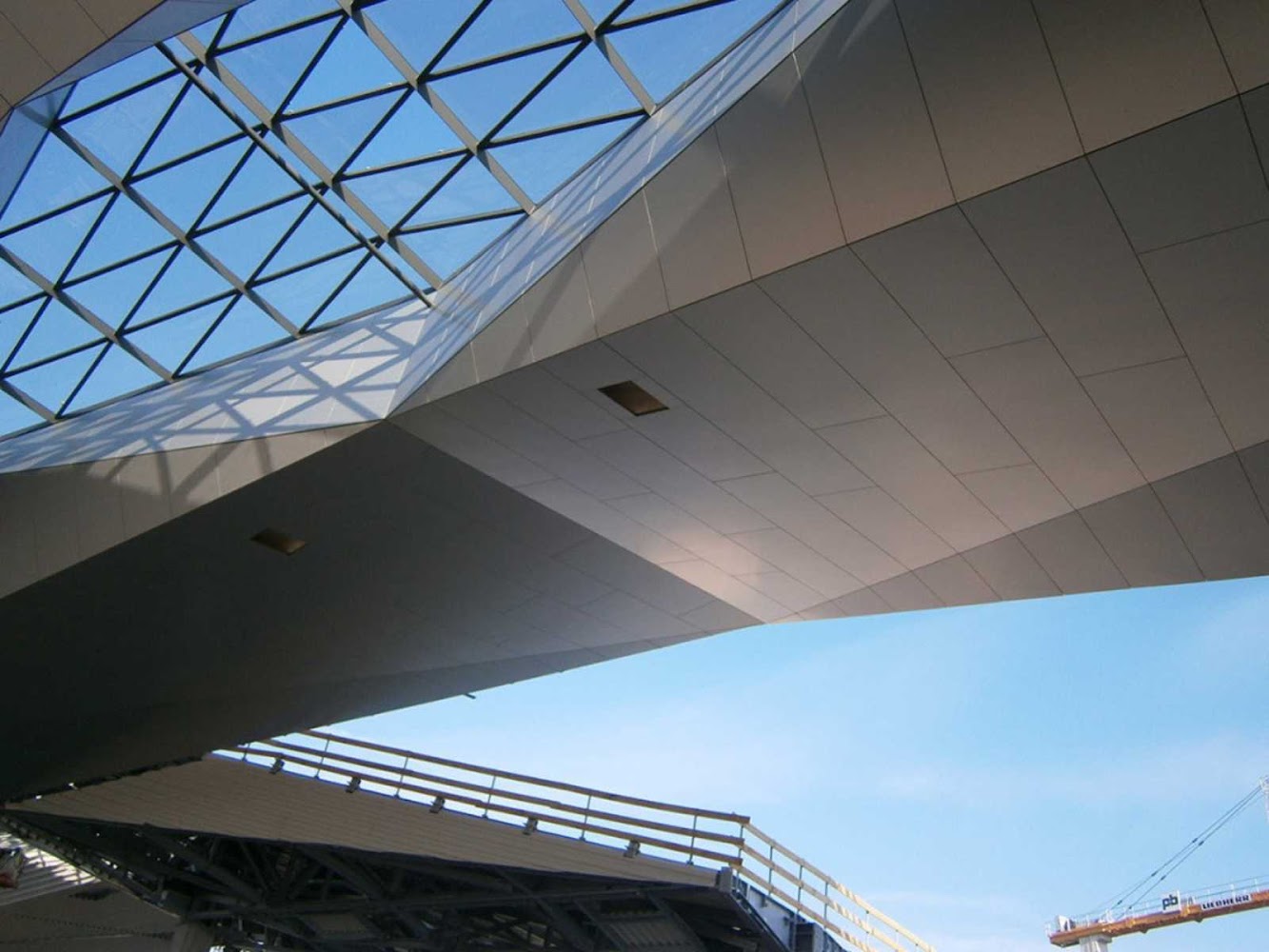 Vienna Central Station by Theo Hotz