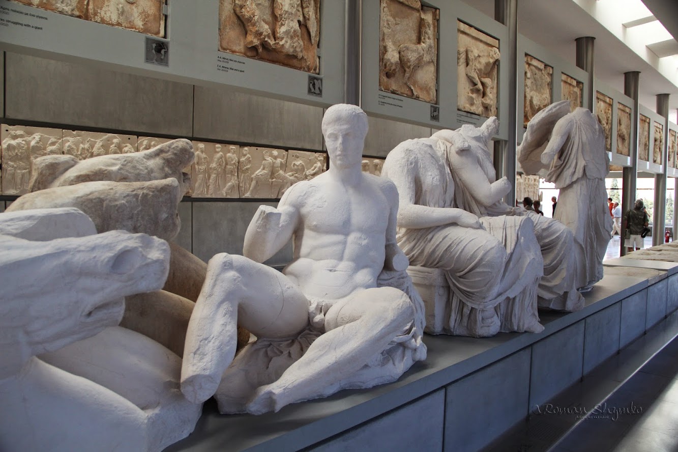 The Parthenon sculptures should be returned to Greece says British journalist The Parthenon sculptures should be returned to Greece says British journalist