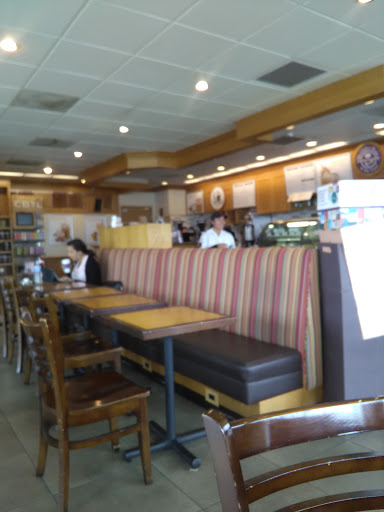 Coffee Shop «The Coffee Bean & Tea Leaf», reviews and photos, 17969 Beach Blvd, Huntington Beach, CA 92657, USA