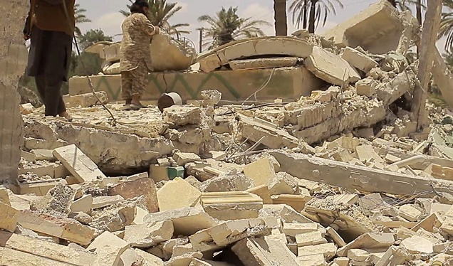 Islamic State blows up two mausoleums in Palmyra Islamic State blows up two mausoleums in Palmyra