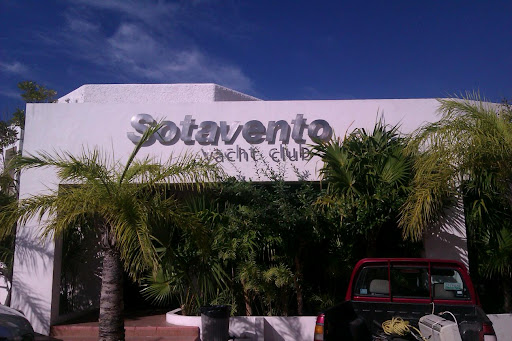 Hotel Sotavento Cancun, Km. 4, Blvd. Kukulcan, Zona Hotelera, 77500 Cancún, Q.R., México, Club náutico | ZAC