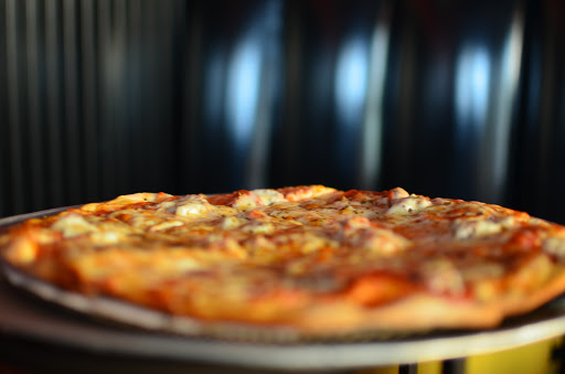 Pizza Restaurant «Chicago Fire», reviews and photos, 614 Sutter St, Folsom, CA 95630, USA