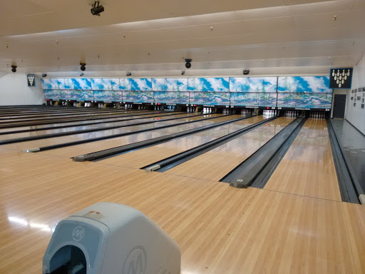 Bowling Alley «Foothills Bowling Center», reviews and photos, 13489 Bowman Rd, Auburn, CA 95603, USA