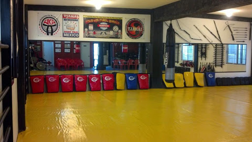 Karate Studio Madero, 16 de Septiembre 500, Universidad Poniente, 89510 Cd Madero, Tamps., México, Escuela deportiva | TAMPS
